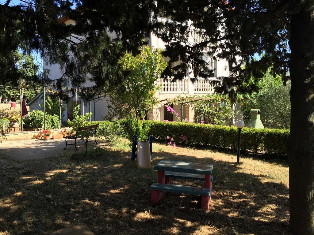 Valeriana Apartment Пула Екстериор снимка