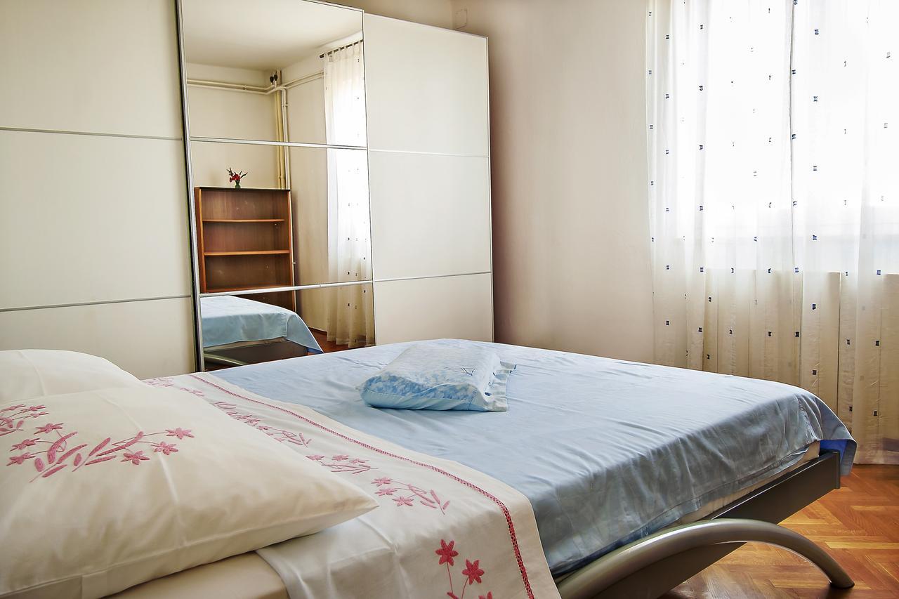 Valeriana Apartment Пула Екстериор снимка