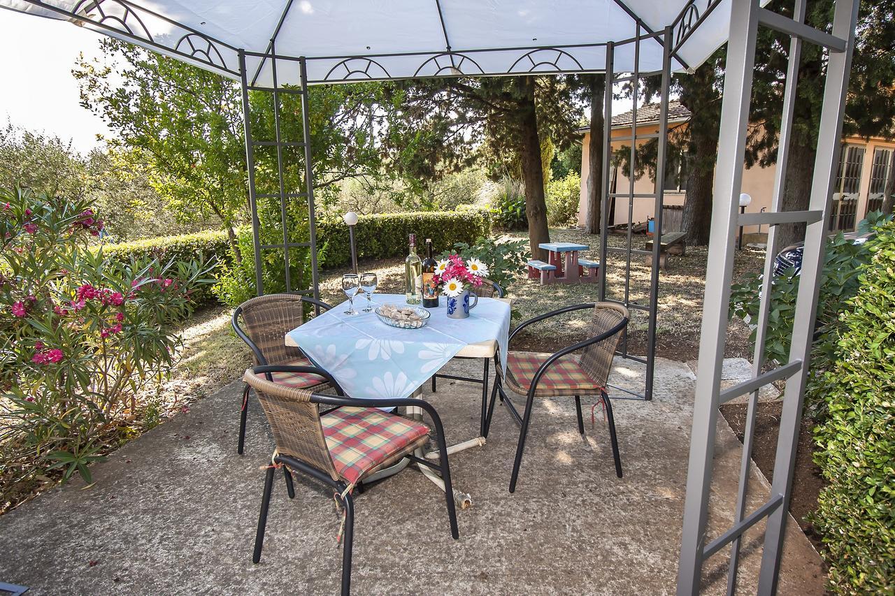 Valeriana Apartment Пула Екстериор снимка