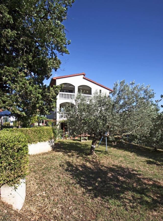 Valeriana Apartment Пула Екстериор снимка