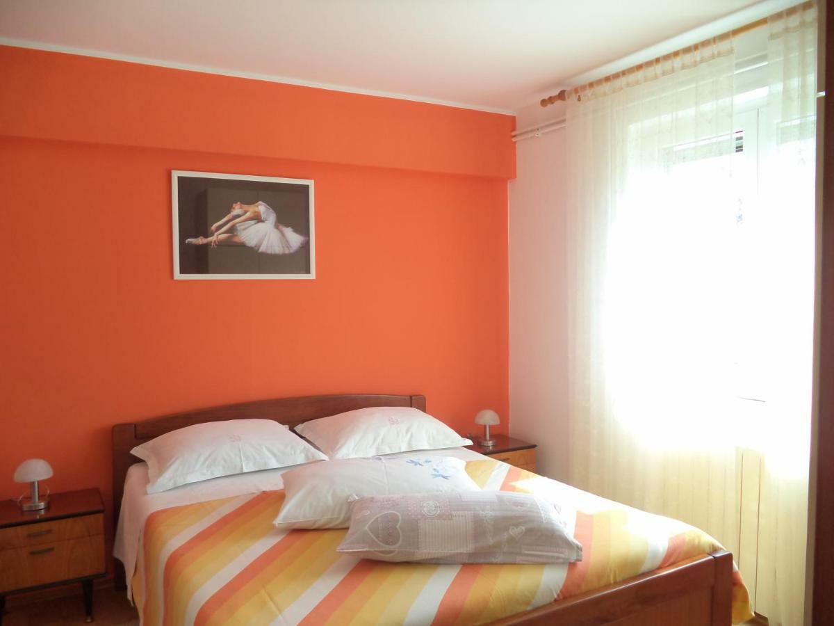 Valeriana Apartment Пула Екстериор снимка