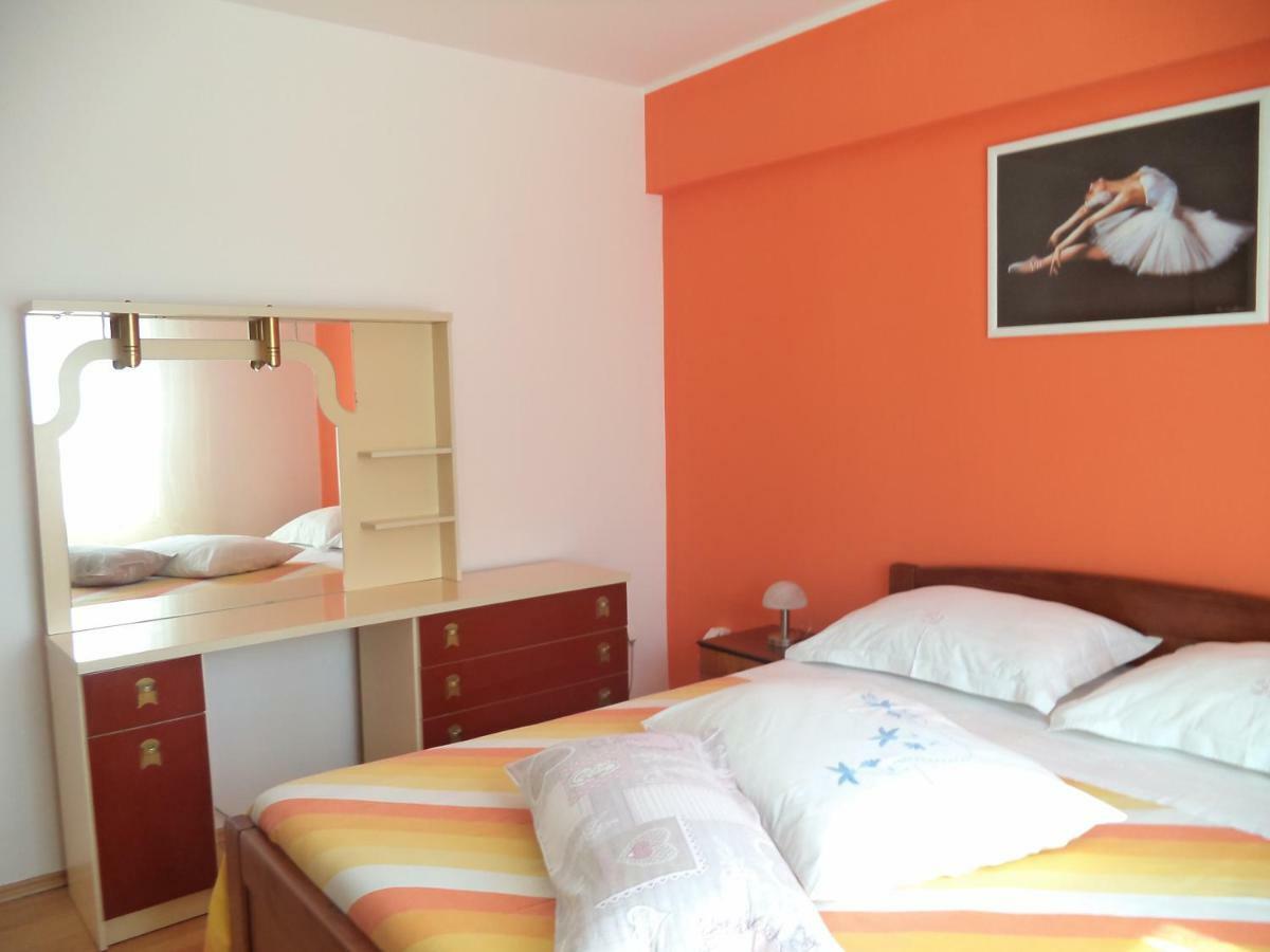 Valeriana Apartment Пула Екстериор снимка