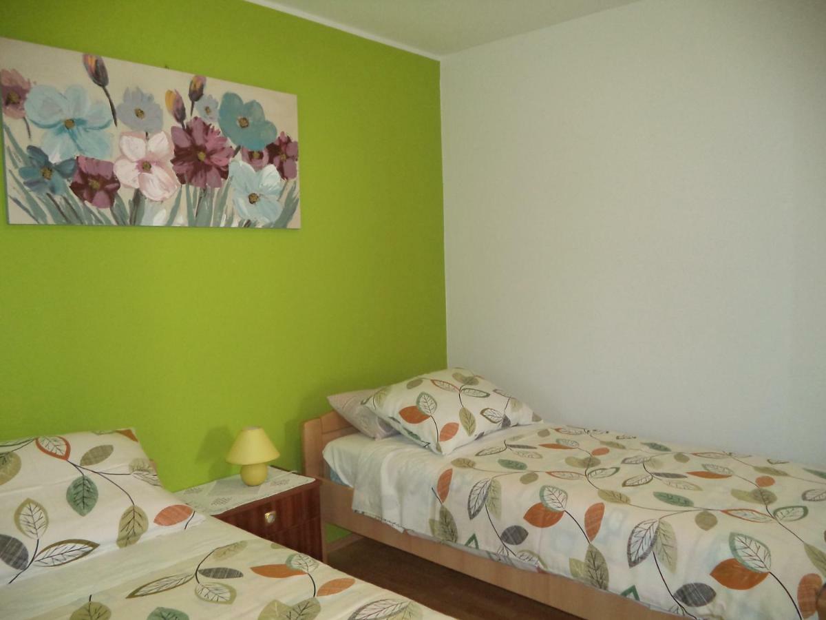 Valeriana Apartment Пула Екстериор снимка